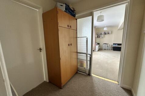 Flat 1 Inner hall