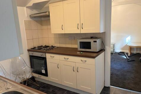 Lavender Hill, Wandsworth, London photo 5