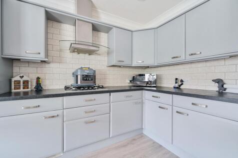 1335252-5-689fb343c3ead