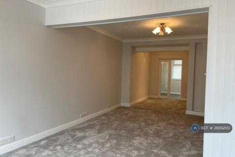 Esher Avenue, Cheam, Sutton, SM3 photo 3