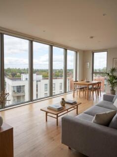 09-three-bed-living.jpg