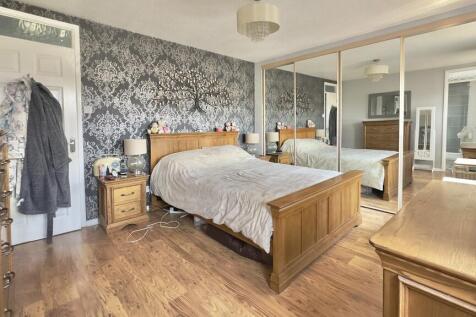 FullSizeRender (2...