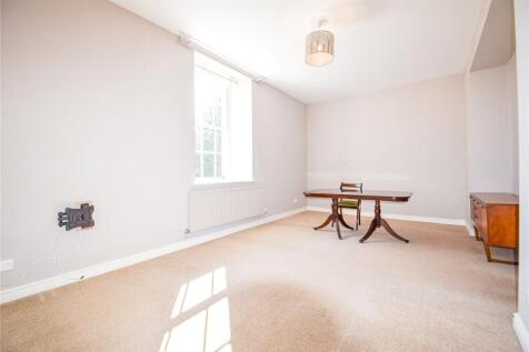 Thomas Wyatt Road, Devizes, Wiltshire, SN10 photo 3