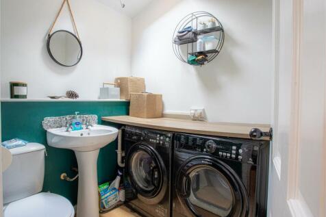 Wainhouse - 8 Heathfield place, HX3 0BX-4.jpg