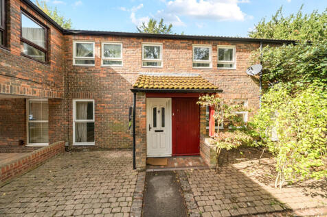 Bracknell, RG12 - property photo