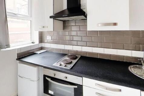 111A QUEENS ROAD FLAT 2-07.jpg