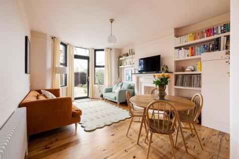 Beacontree Road, E11