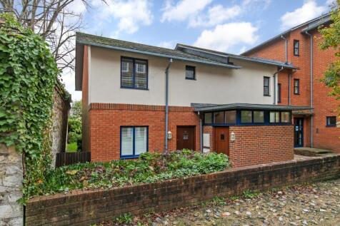 Winchester, SO23 - property photo