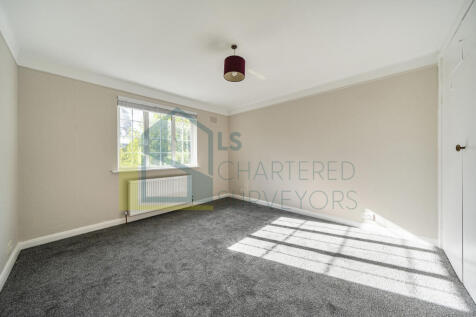 Heathlands, 26 Queens Road, Weybridge, Surrey, KT13 photo 2