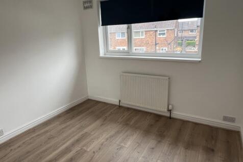 Woodside Road, Scawthorpe photo 5