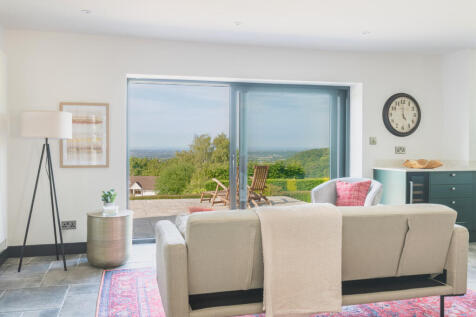 Open Plan Kitchen / Dining Room