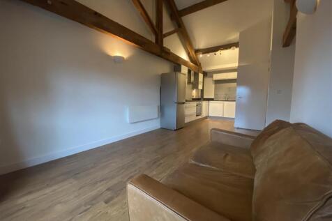 Livingroom (2).jpeg
