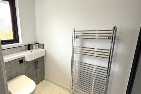 Principal Bedroom En Suite