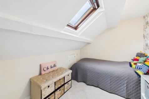 Bedroom: