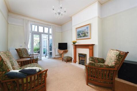Rotherfield Avenue-TN401 (6).jpg