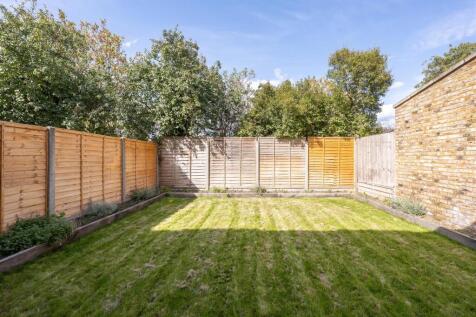 Thornhill Road, E17