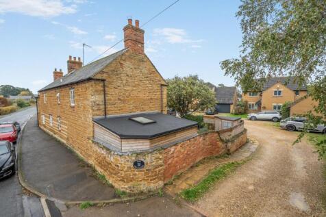 The Farmhouse, 10d Middle Street