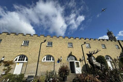 Syon Stables 1.jpg