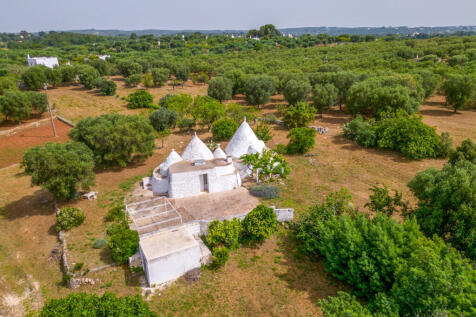 0022248-047_trullo_sessana_for_sale_ostuni_puglia_ital