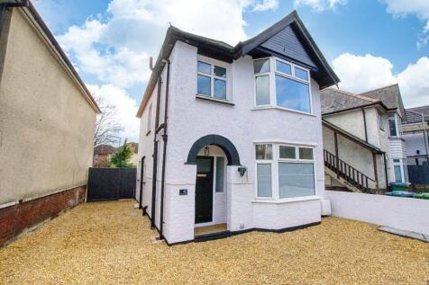 Southampton, SO18 - property photo