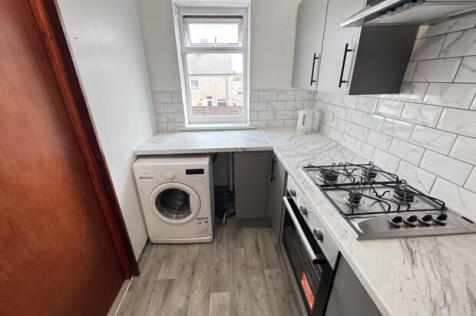 Whitchurch Road Cardiff photo 3