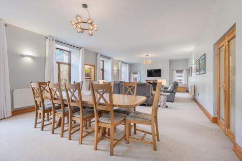 Open Plan Dining / Living area