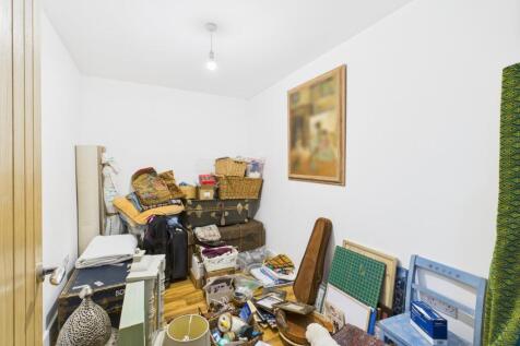 Dressing Room/Office