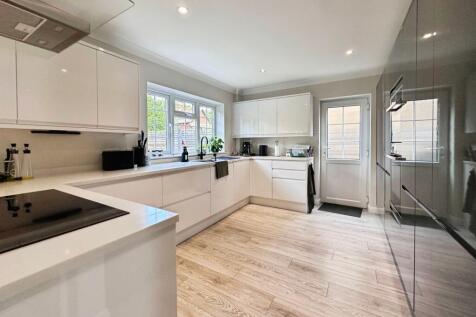 pbox-IMG.jpg