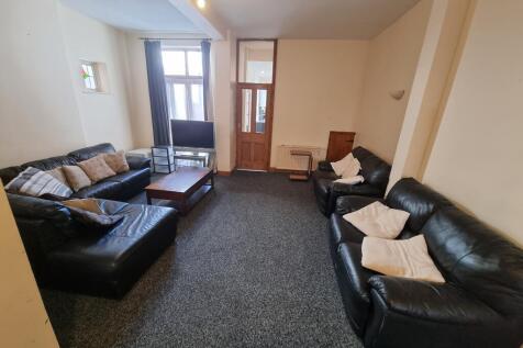 23 George Street, Leamington Spa photo 3