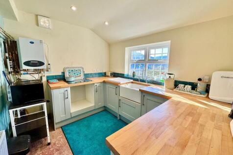 PHOTO-2025-04-07-20-12-54 (16).jpg