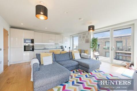 ISAMBARD COURT (12 FROM 20)-11.jpg