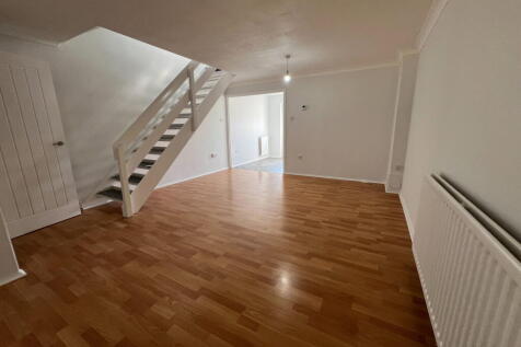 Pendennis Road, Freshbrook, Swindon, SN5 8QD photo 3