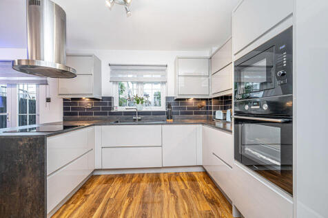 Dining/Kitchen