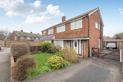Gillingham, ME7 - property photo