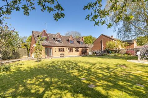 34 Ashwells, Yelvertoft