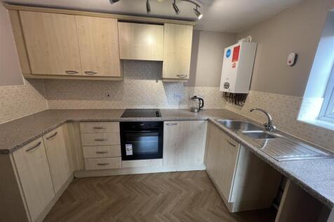 Parkhouse Grove, Aldridge photo 3