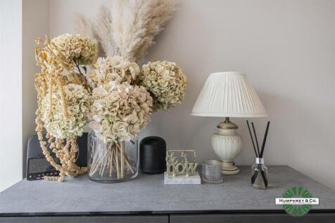 564 Upper Brentwood Road -012.JPG