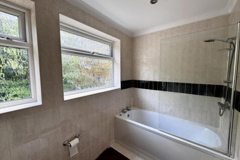 20250827_112929151_iOS