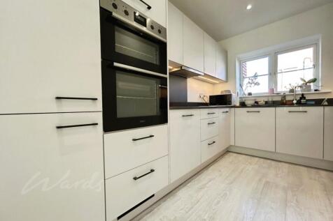 Morgan Way Paddock Wood TN12 photo 4
