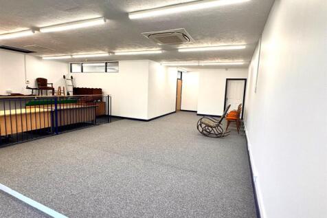 WhatsApp Image 2025-04-14 at 10.22.47_28b8ceef.jpg