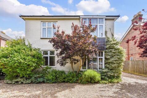 Emsworth, PO10 - property photo