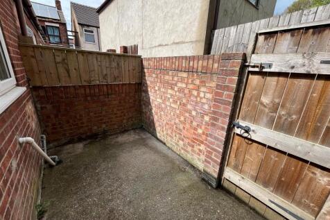 Rear Yard.jpg