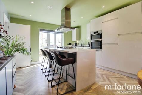 Kitchen &amp; Dining Room