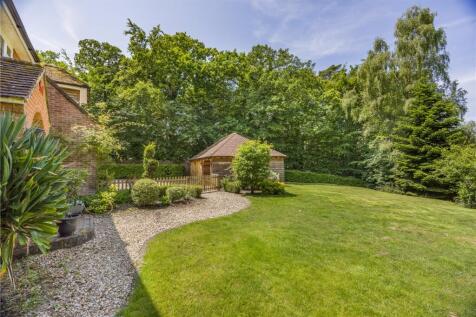 Lawned Garden
