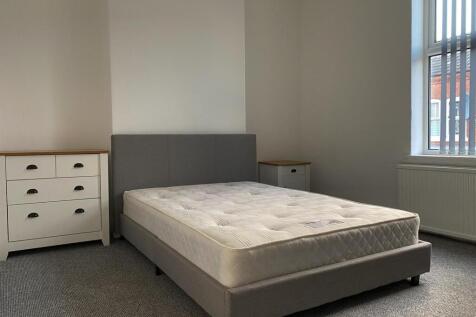 1st floor front bedroom