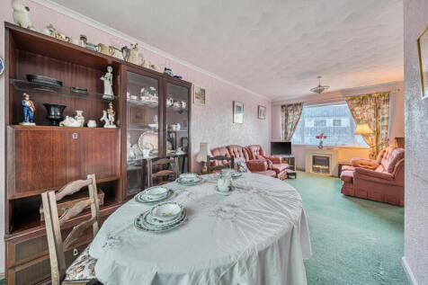 1381728-15-691c79...