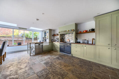 1362938-12-68fb49...