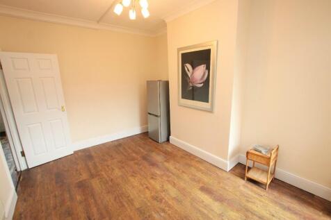 Tresham Street, Kettering, Northamptonshire, NN16 photo 5