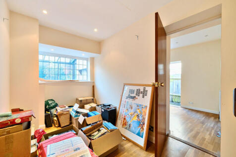 4-68223c762f8cc-1...