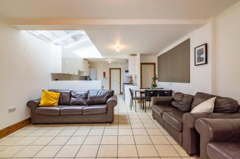 Cottesmore Road, Nottingham, NG7 photo 4